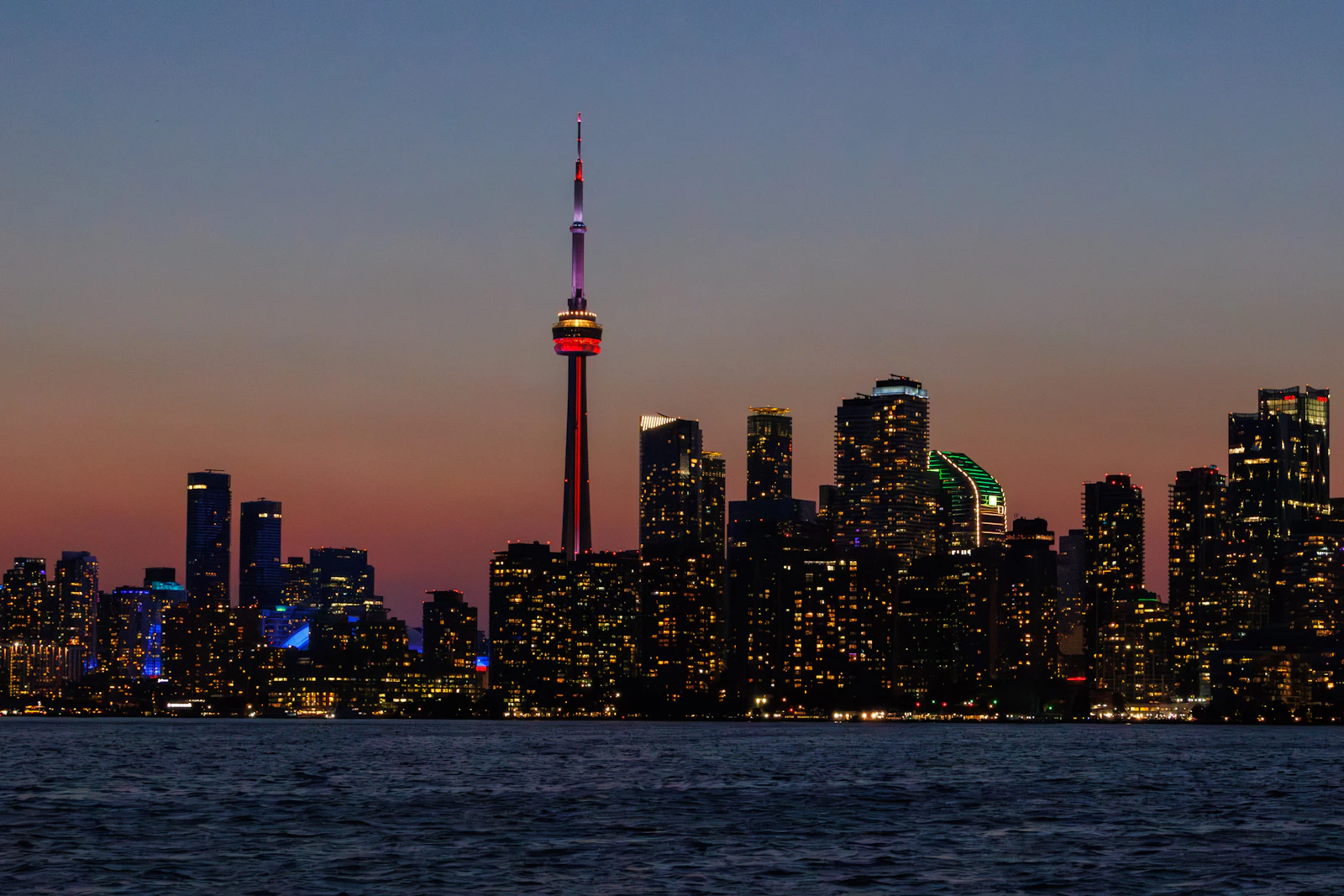 Toronto skyline and the CN Tower at dusk
